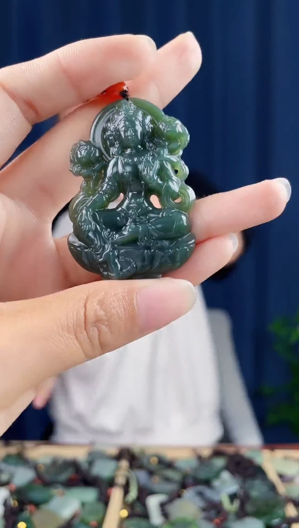 未镶嵌和田玉挂件拍一发一，多样性发货