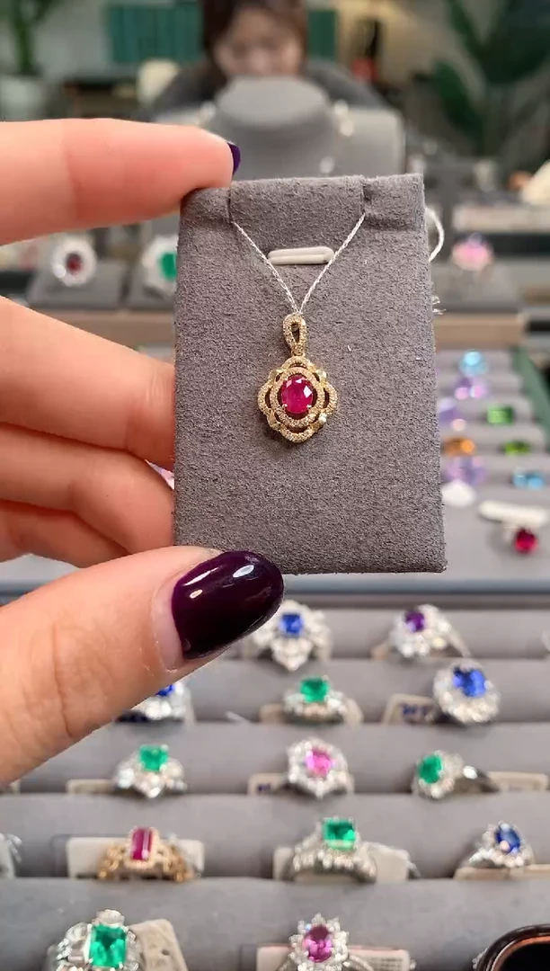 【闪购商品】红宝石吊坠(不含链)18K金镶嵌红宝石