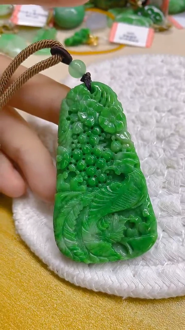 颈饰未镶嵌翡翠新号开播 全场乱卖