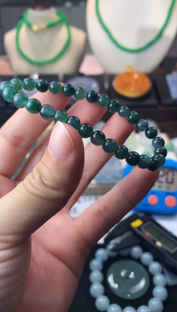 未镶嵌定制翡翠翎毛货不退不换