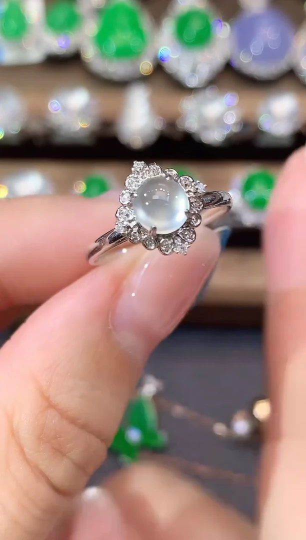 18K金镶嵌戒指翡翠A41