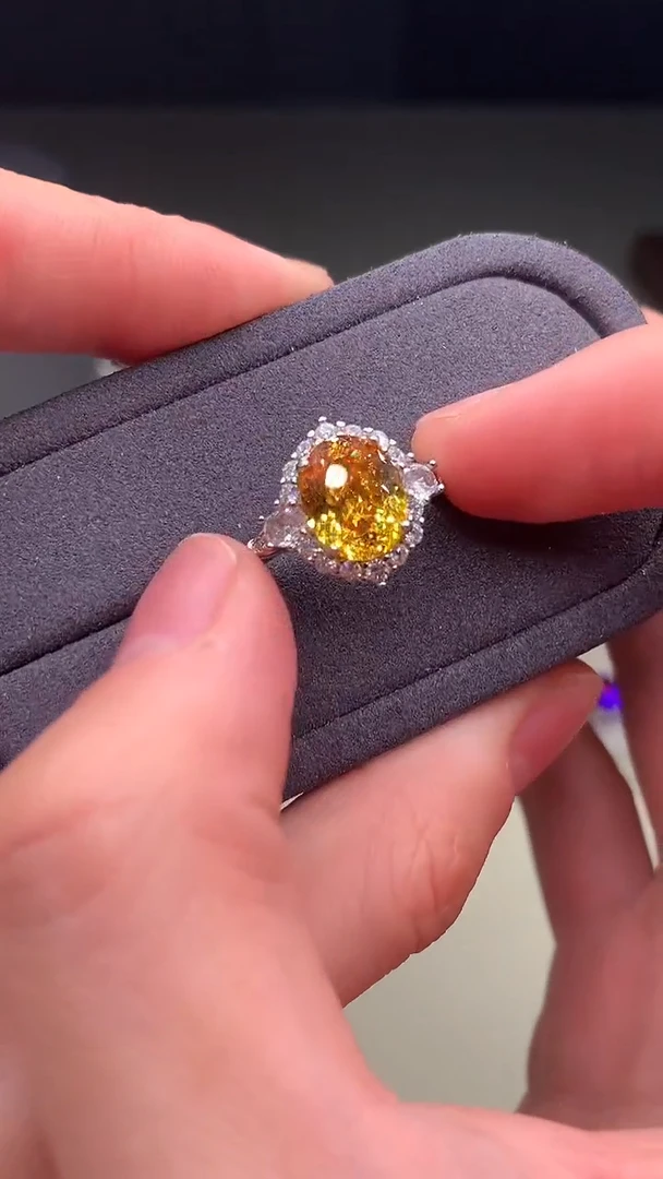 银S925镶嵌戒指黄色碧玺······