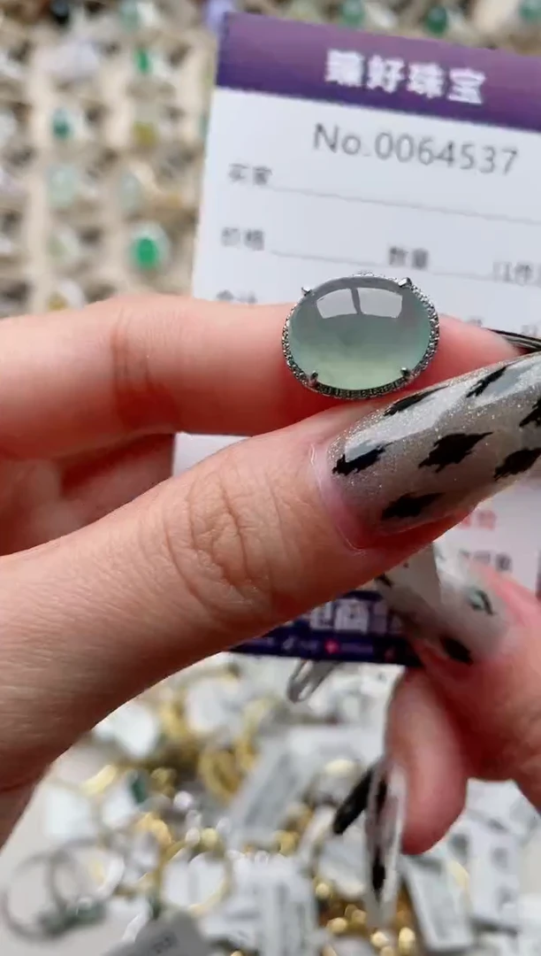 【闪购商品】翡翠戒指银S925镶嵌.........