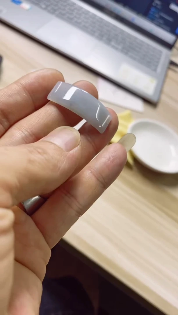 翡翠未镶嵌颈饰28天然缅甸翡翠A货手牌