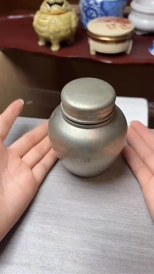 谢谢老板，回流产品有磨损正常，谨慎买！