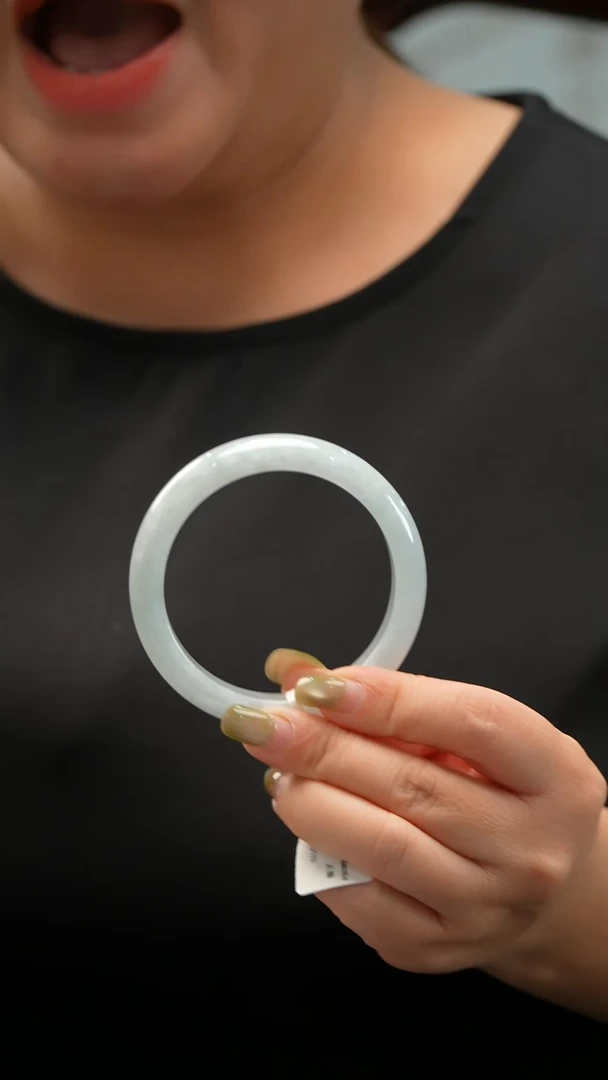 翡翠手镯未镶嵌6号