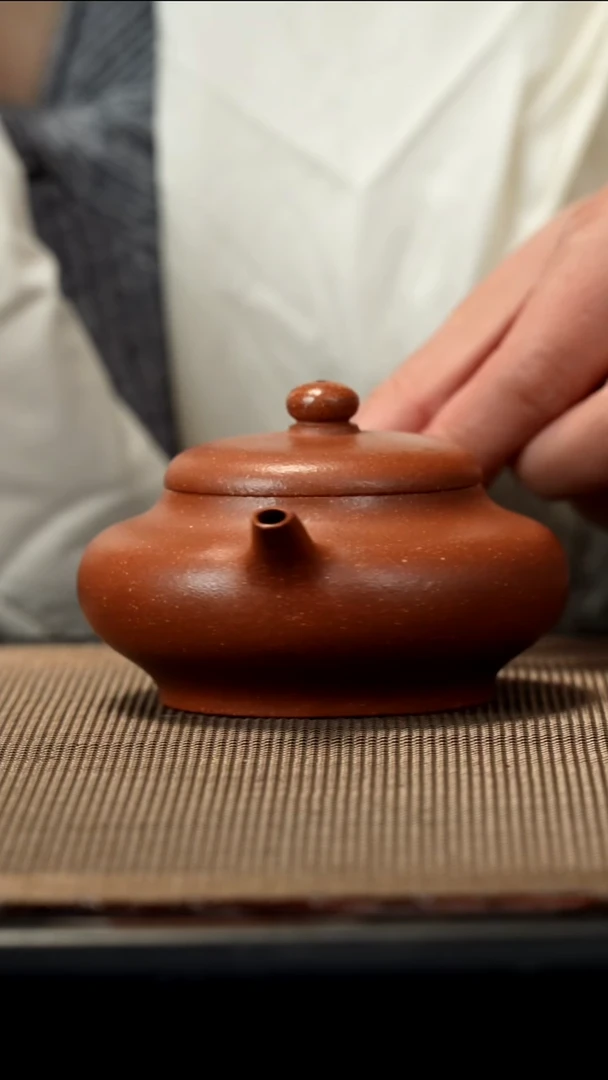 紫砂茶盏降坡虚扁150CC