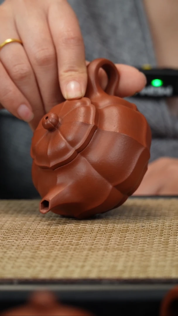 【闪购商品】紫砂茶壶生砂朱泥筋纹合菱仙子