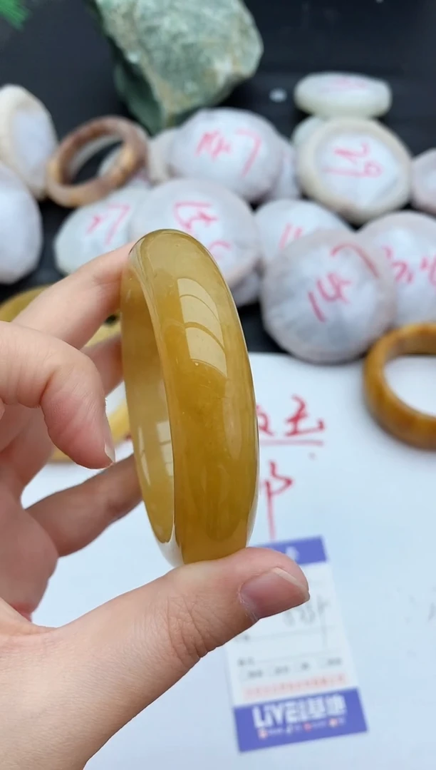 未镶嵌手镯石英质玉106+58/59