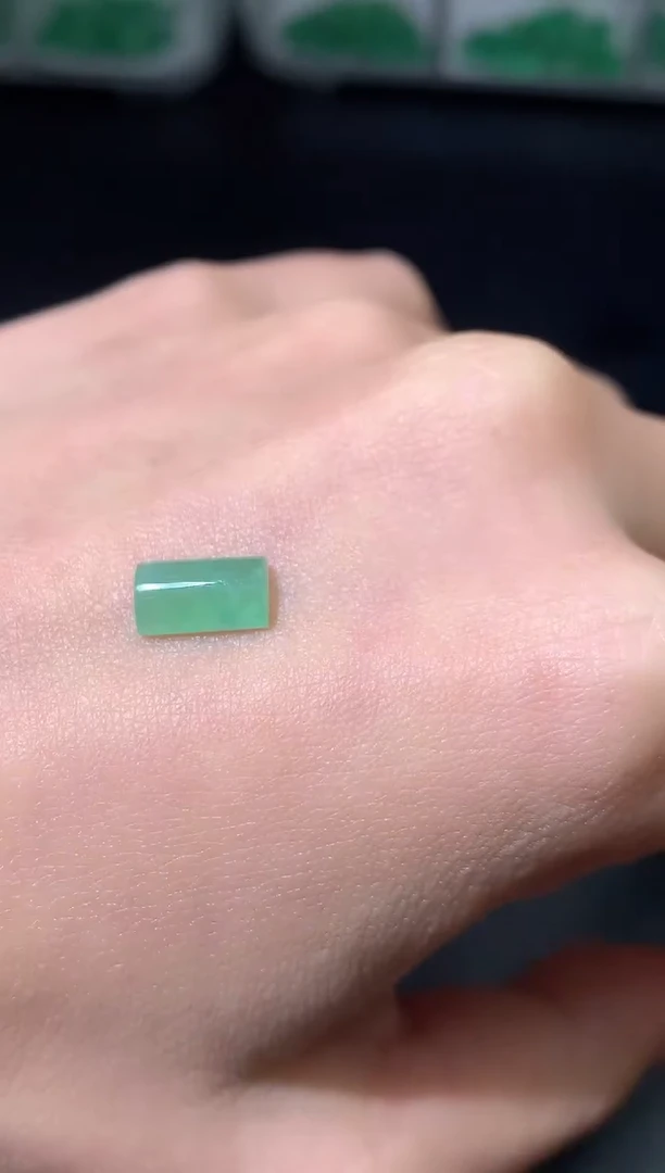 未镶嵌定制翡翠毛货