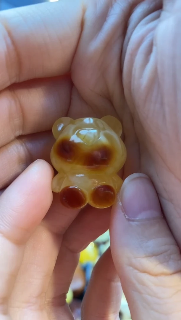 琥珀颈饰未镶嵌吊坠