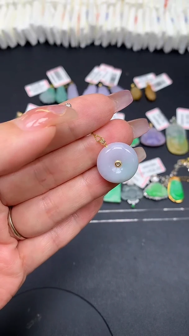 翡翠18K金镶嵌吊坠(不含链)MS188611