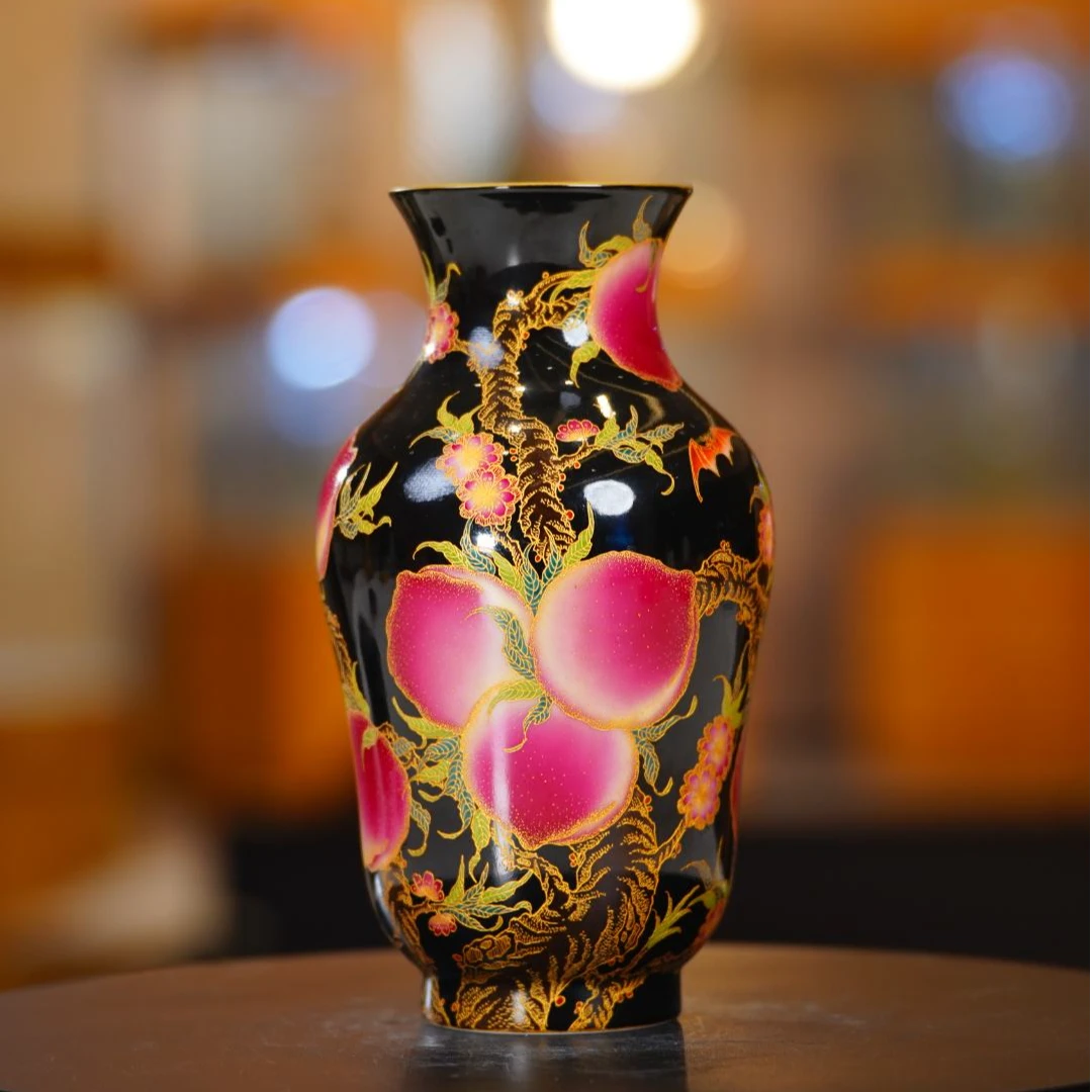 【樊匠造器】金丝珐琅黑地桃子观音瓶