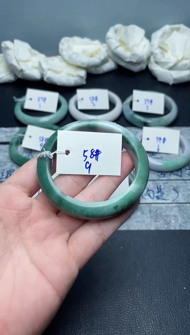 未镶嵌手镯翡翠9