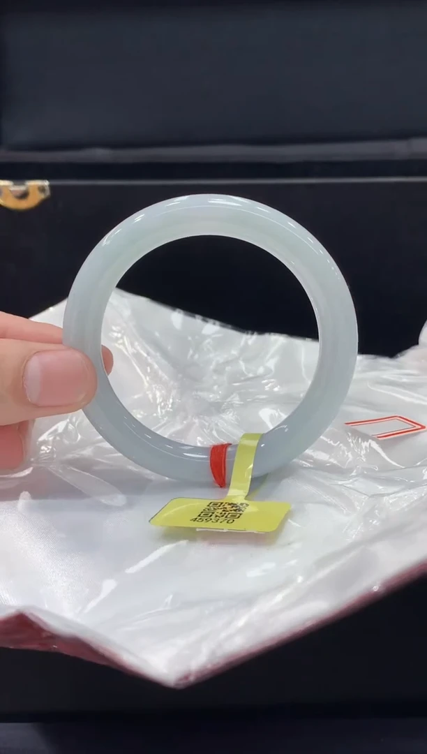 未镶嵌手镯翡翠翡翠手镯