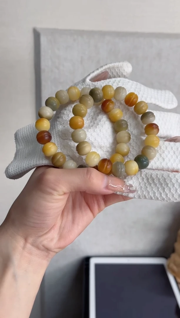 【闪购商品】菩提根/象牙果手串v18干磨凹堡11*12mm