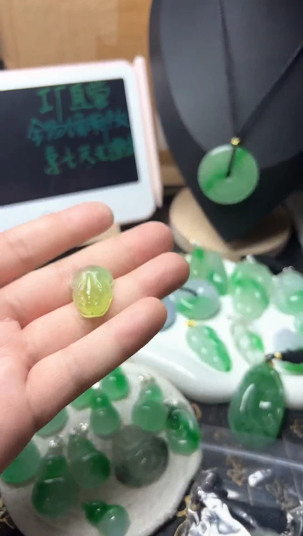 颈饰未镶嵌翡翠所见即所得，一图一物