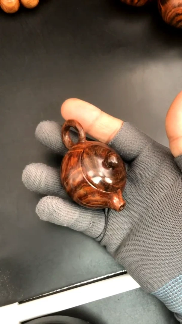 黄花梨/降香黄檀把件军*海黄野油把把壶把件