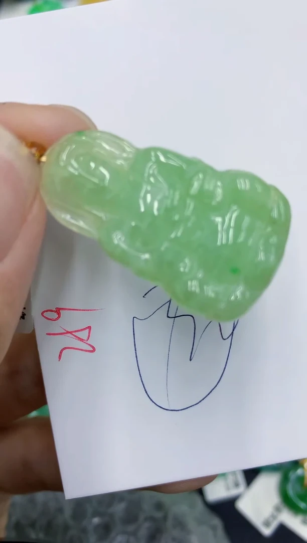 翡翠未镶嵌颈饰1111111111
