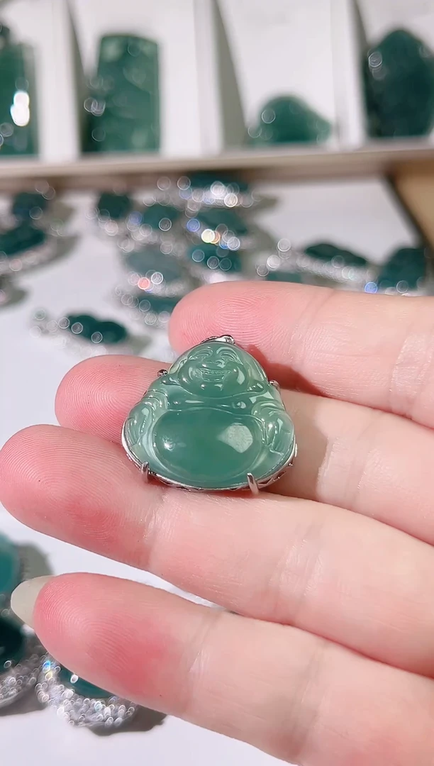 颈饰未镶嵌翡翠天然A货翡翠挂件