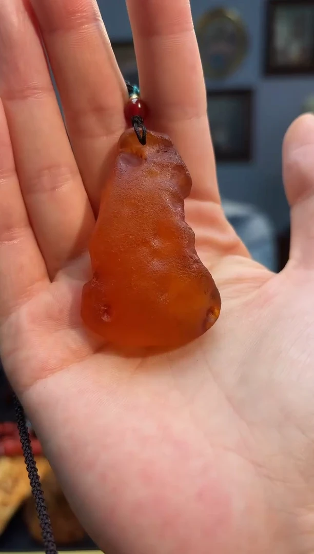 琥珀颈饰未镶嵌吊坠