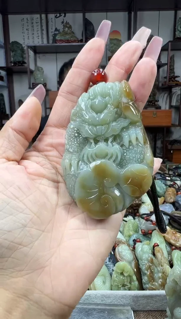 未镶嵌和田玉把件1