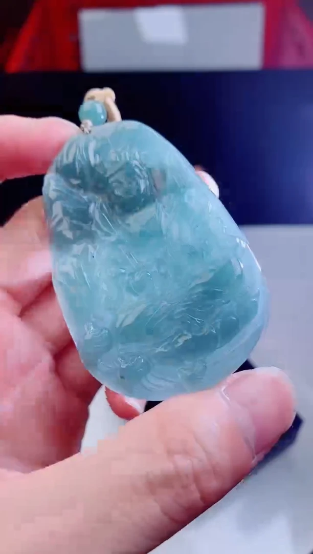 颈饰未镶嵌翡翠   ·