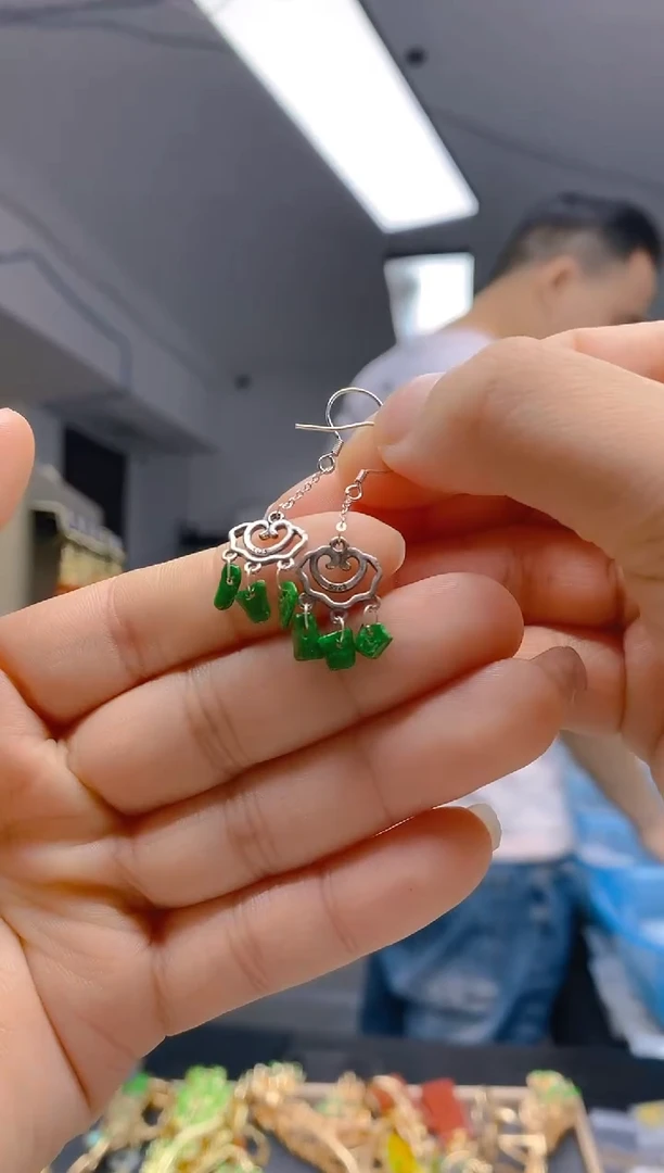 【闪购商品】翡翠耳饰银S925镶嵌0333翡翠耳钩