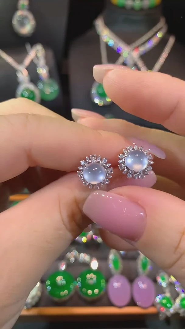 翡翠18K金镶嵌耳饰耳饰