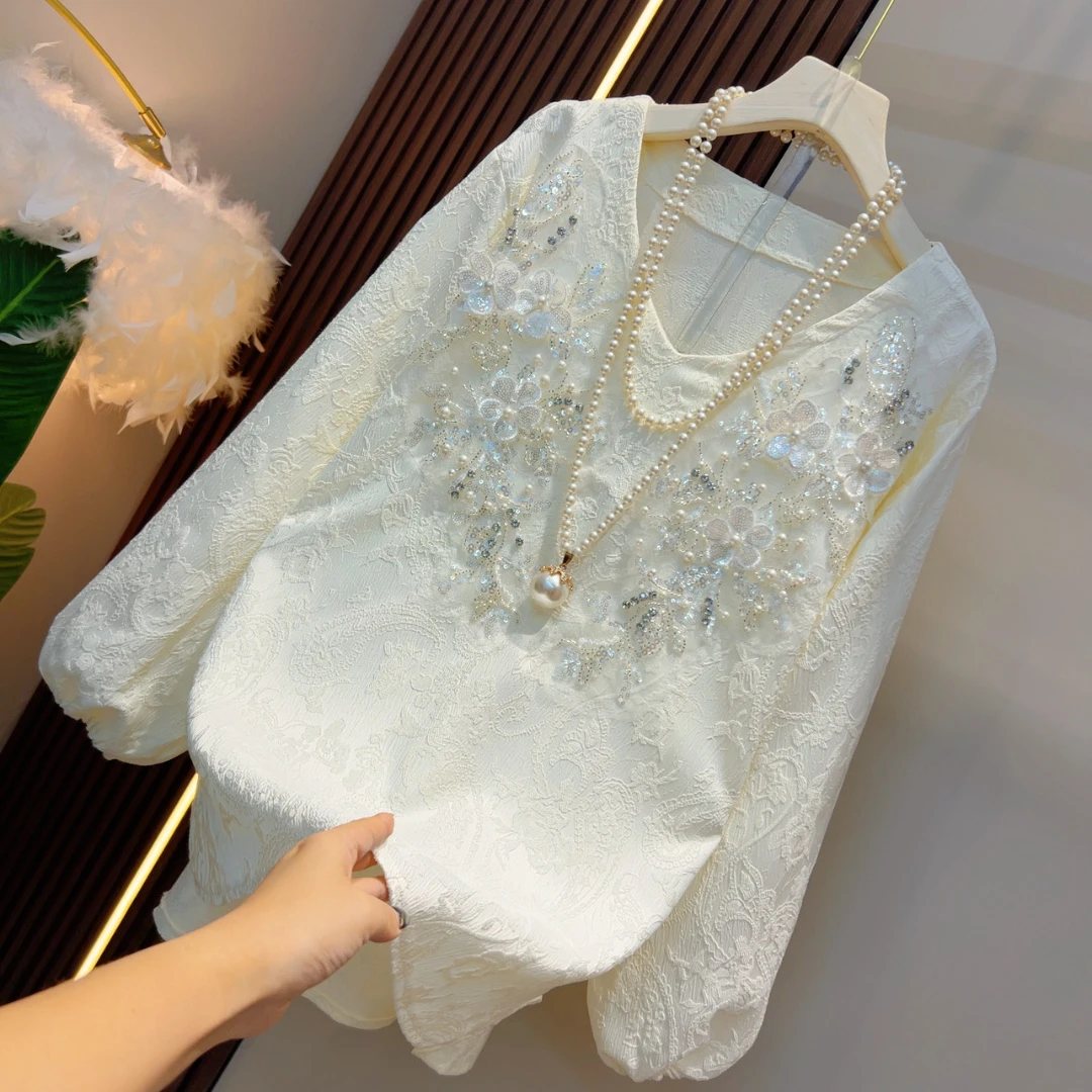 大码女装早春重工亮片复古风盘扣甜美时尚蕾丝衫韩版上衣【衣长81】