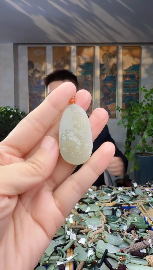 未镶嵌和田玉挂件拍一发一