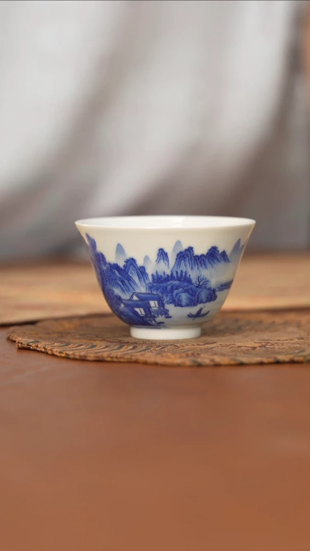 杯看山柴窑青花山水