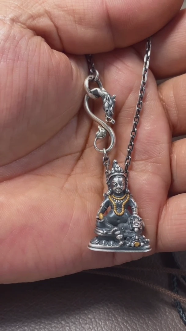 【闪购商品】诺拉（多样性发货，发其一）