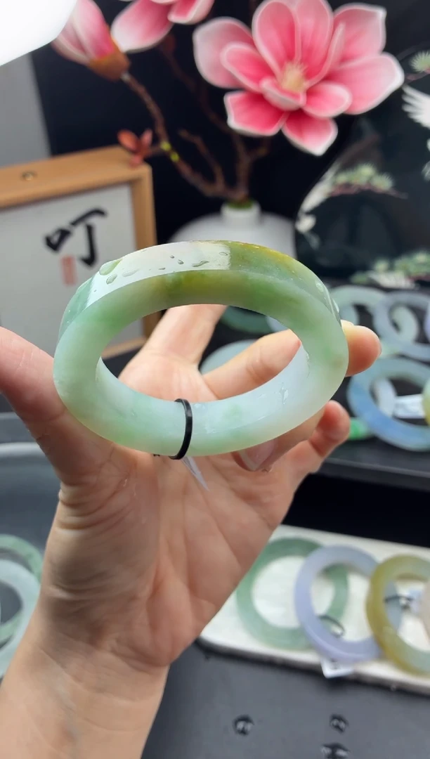 未镶嵌手镯定制翡翠51-56贵妃手镯68号