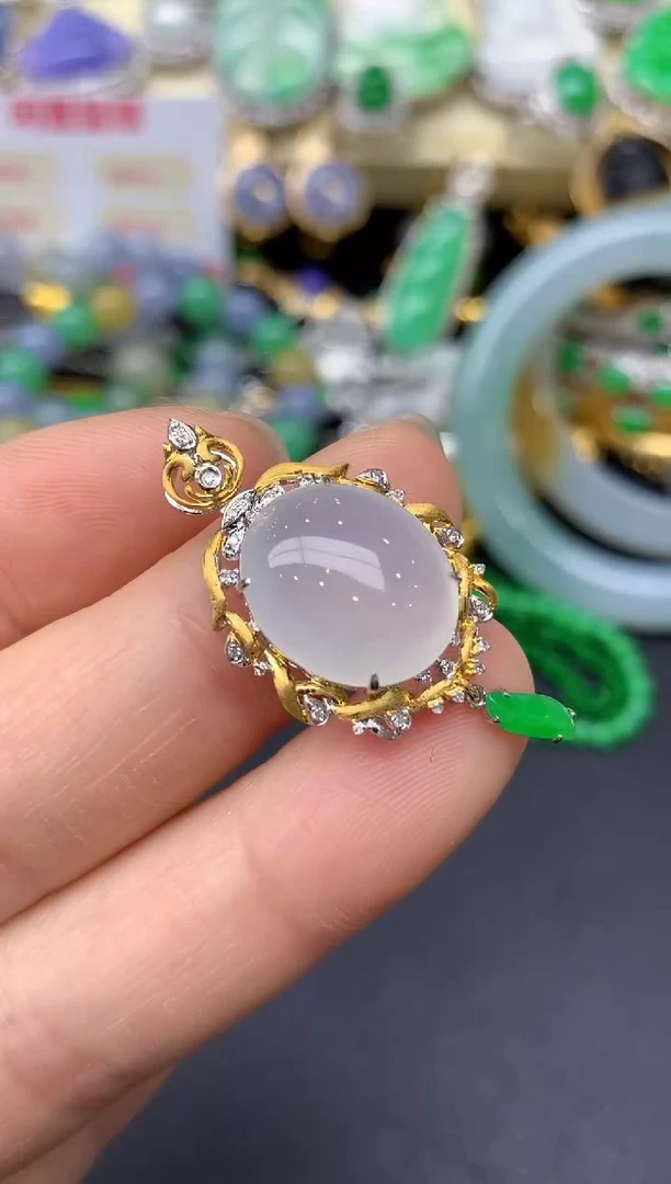 颈饰18K金镶嵌翡翠235-翡翠雪姐天天见