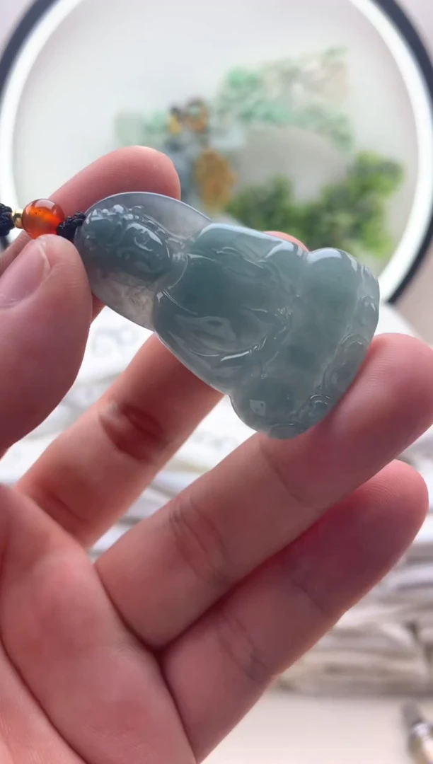 颈饰未镶嵌翡翠小观音