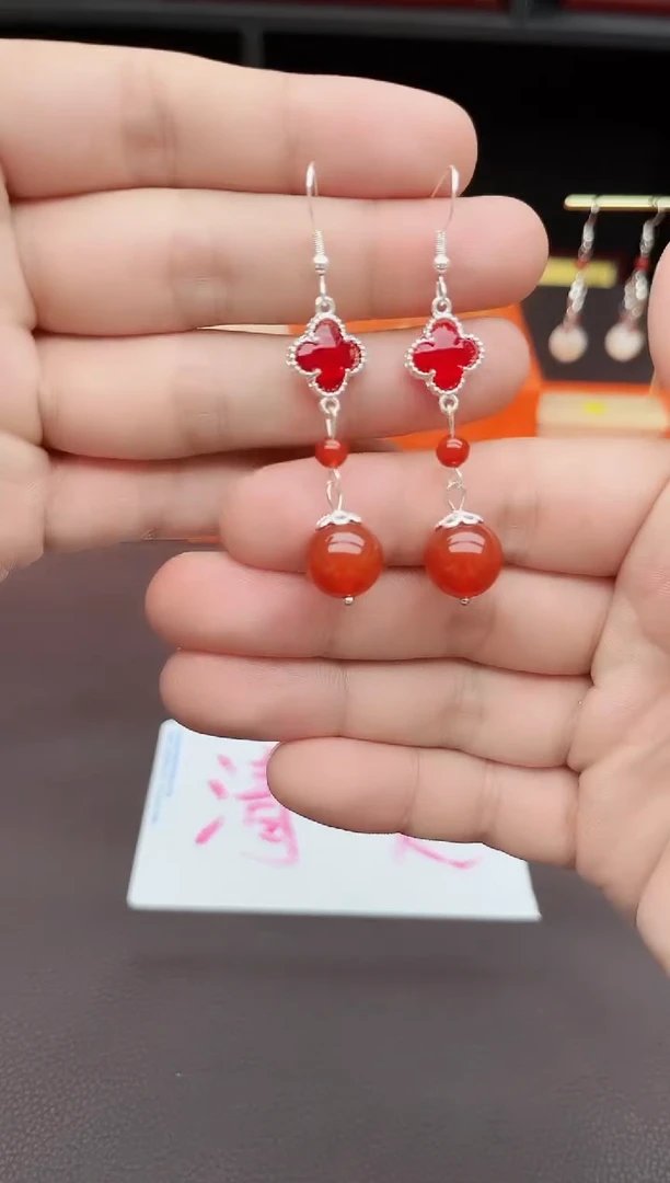 南红玛瑙银S925镶嵌耳饰233000