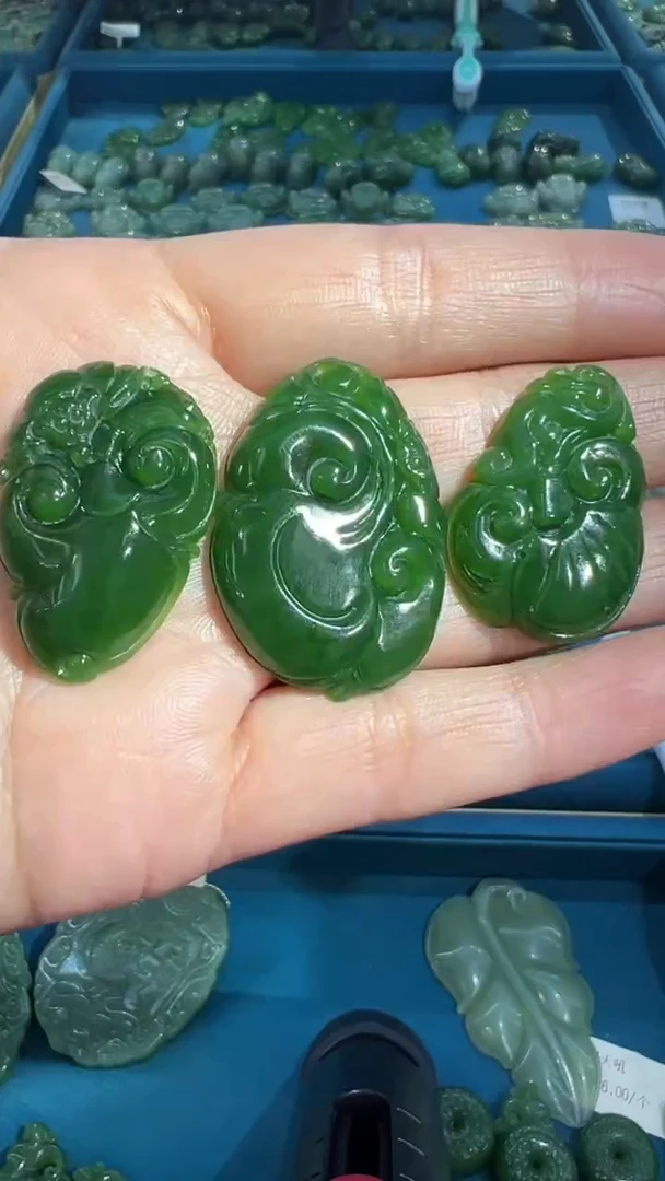 【闪购商品】和田玉吊坠未镶嵌和田玉吊坠多样性发货拍一发一