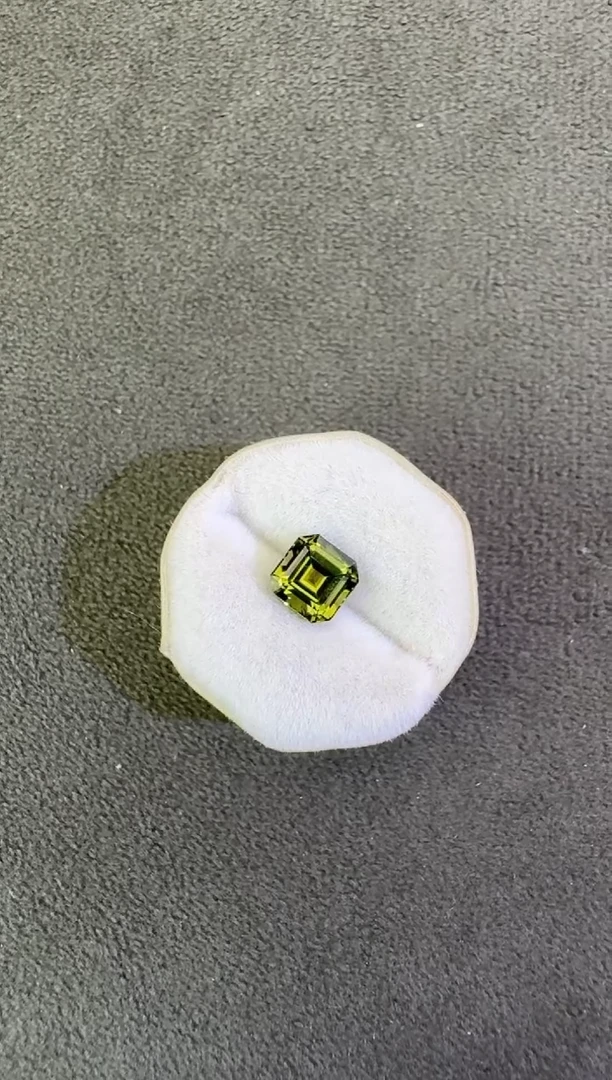 未镶嵌珠宝半成品碧玺1.28ct