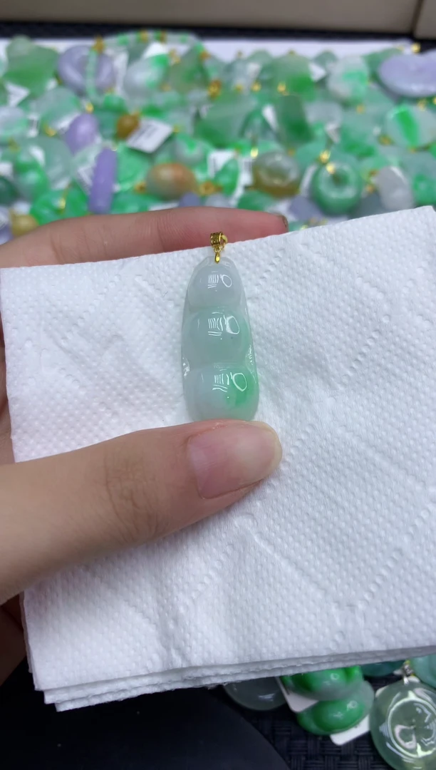 颈饰未镶嵌翡翠天然缅甸A货翡翠