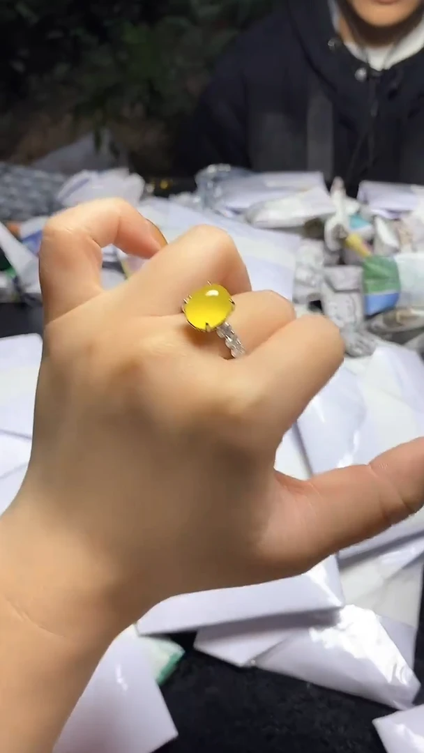 满色吊坠 所见即所得！！