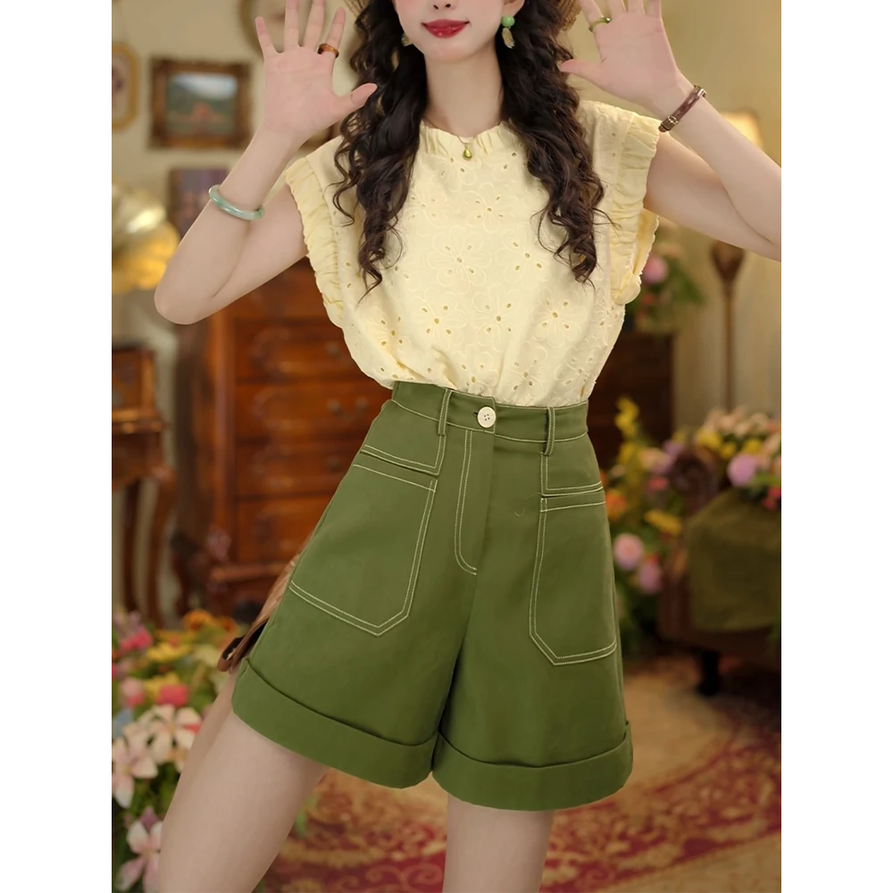 时尚减龄套装女2025夏季新款无袖镂空上衣高腰显瘦阔腿短裤两件套