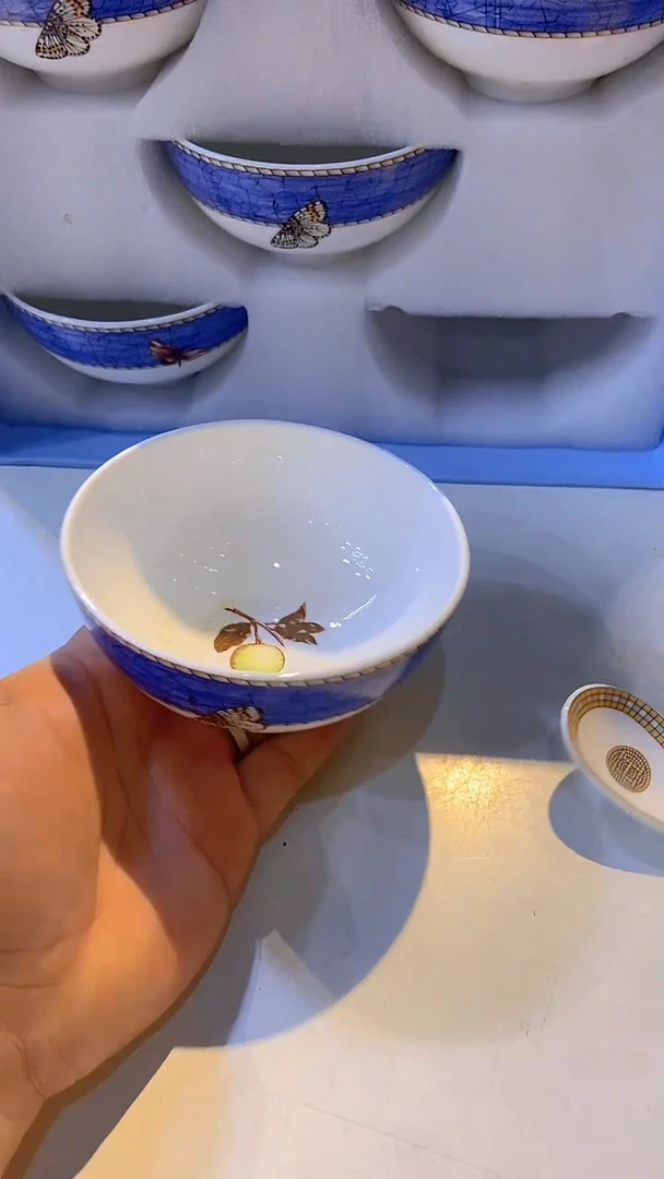 杯鸿辉家品牌瓷器，京东包邮！