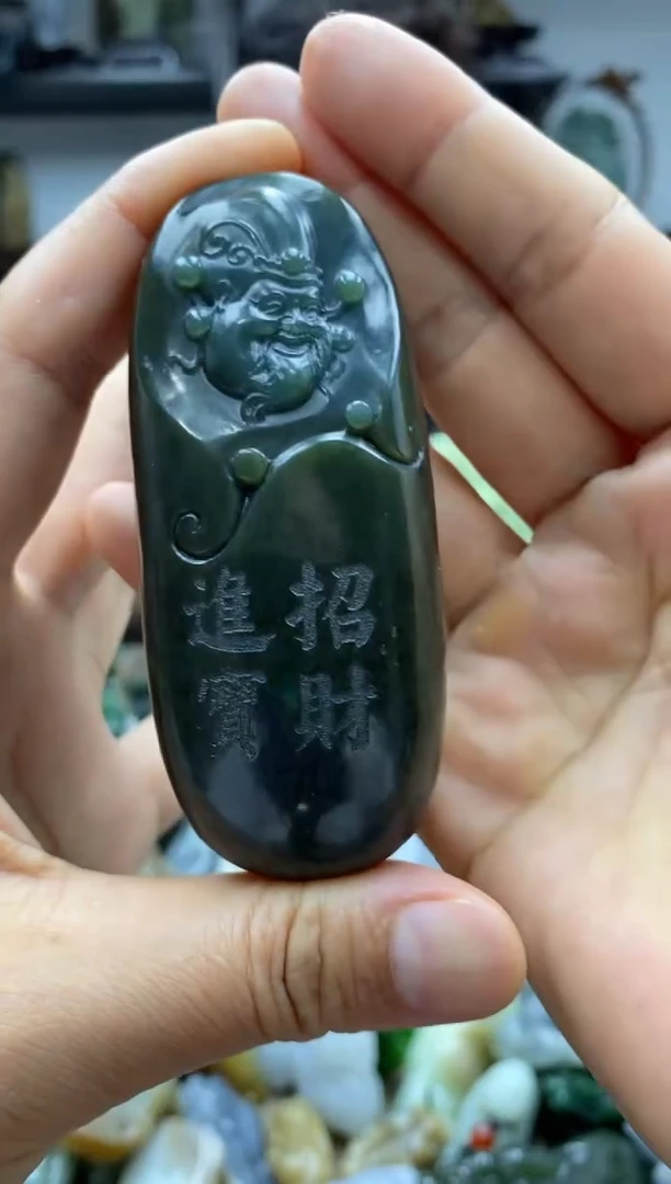 和田玉未镶嵌把件1