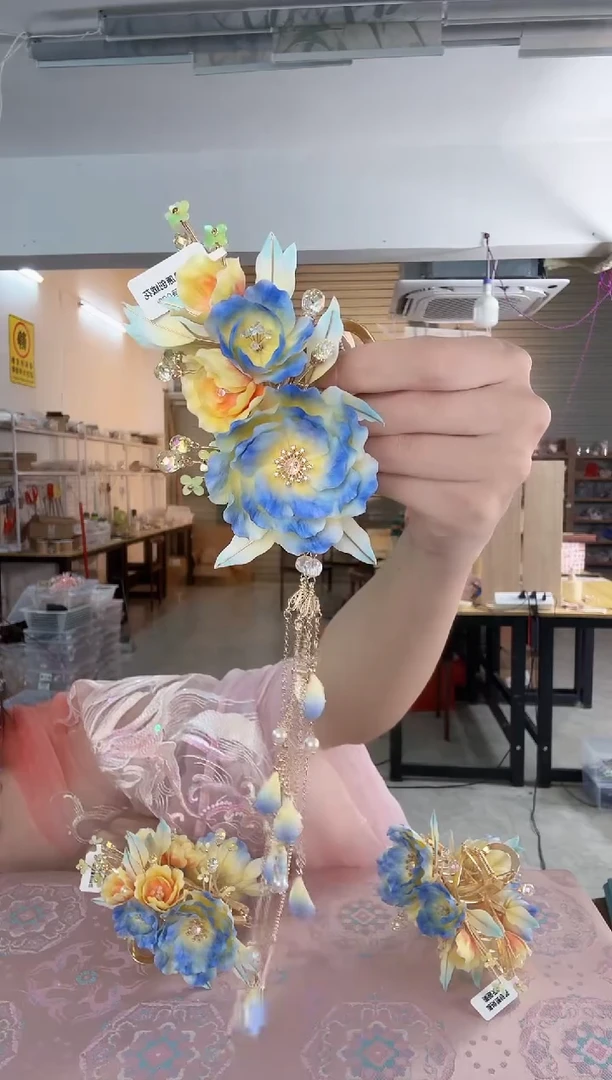 铜合金无 476 非遗绒花夹子带流苏