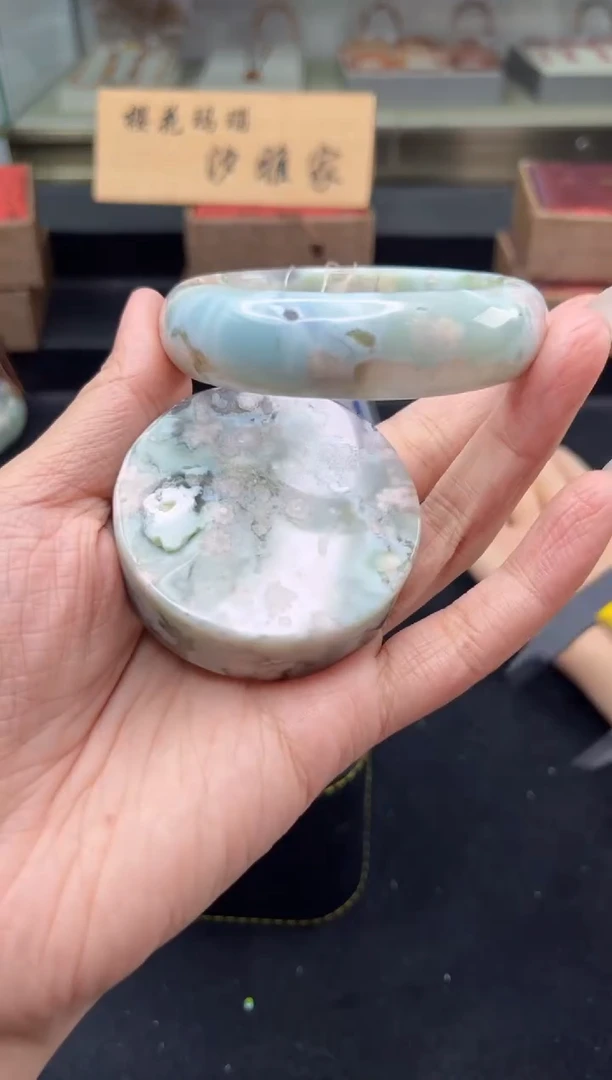 未镶嵌手镯石英质玉57圈口（赠品镯心）3S9799