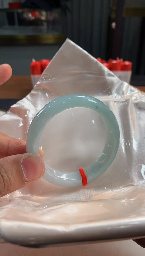 未镶嵌定制翡翠5034毛货不退不换  51-52圈