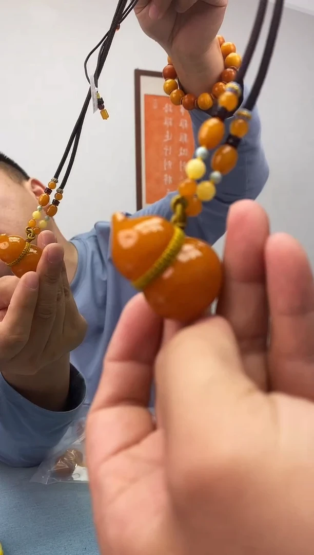 琥珀未镶嵌珠宝奇石假一罚十，多样性发一件014