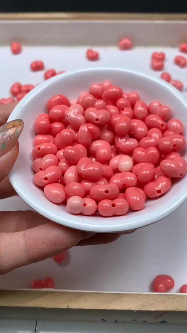 未镶嵌散珠拼合珍珠（马贝珠）E36 女皇贝 爱心9*12mm5个6.8元