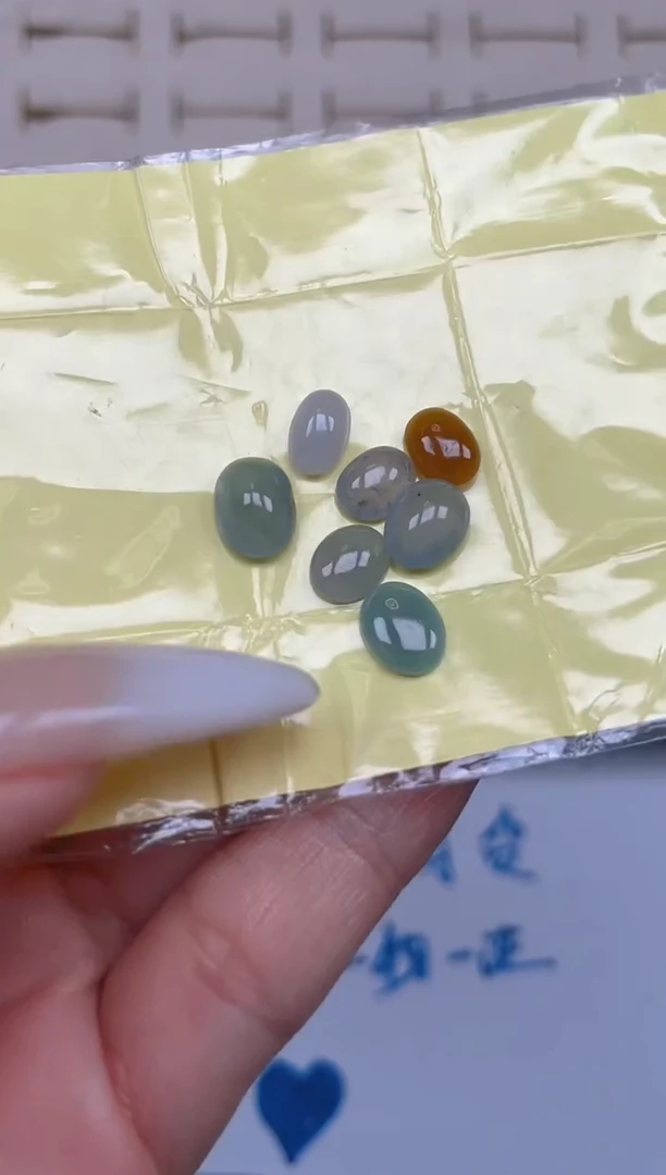 裸石翡翠天然翡翠蛋面33